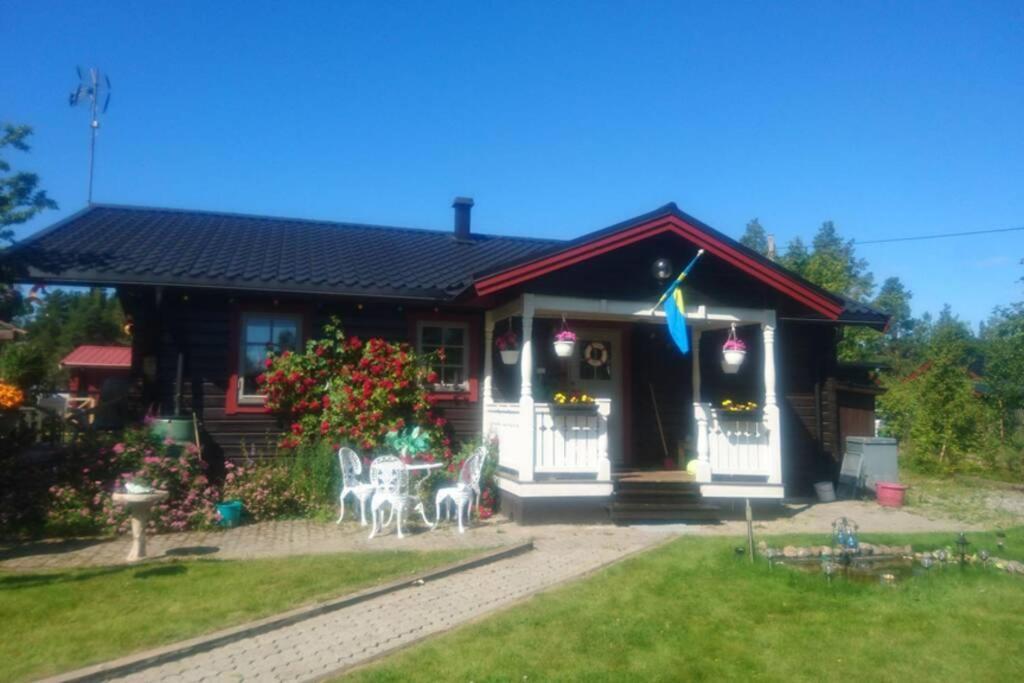 Cosy Non Smoking Cabin Close To Beach,Alnoe Sundsvall Exteriér fotografie